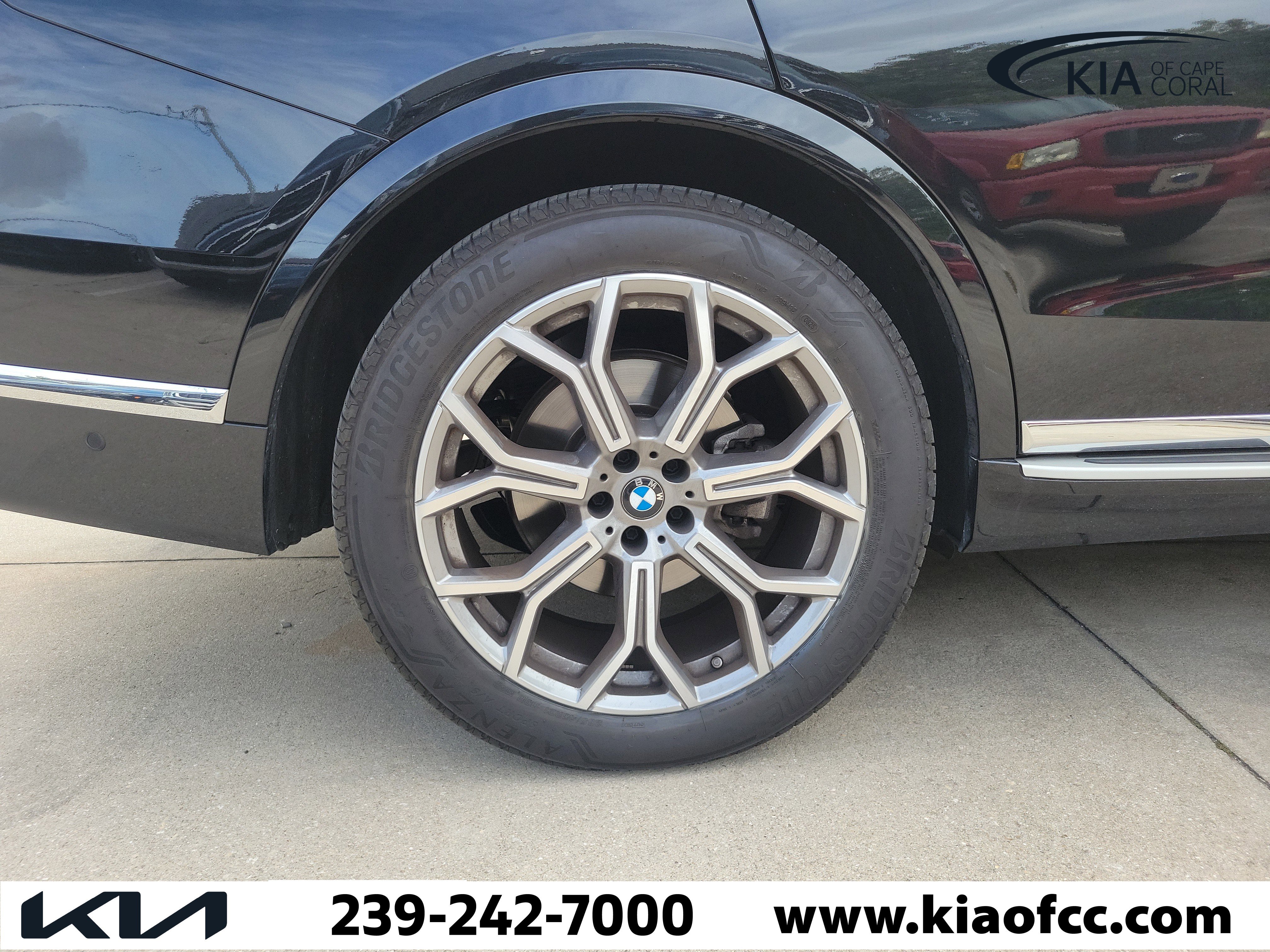 Used 2026 BMW X7 xDrive40i AWD/4WD image 7