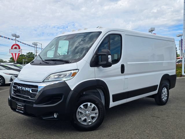 Used 2025 RAM ProMaster 2500 w/ Quick Order Package 22G SLT FWD image 3