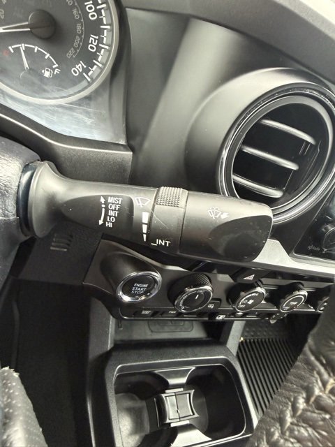 Certified 2018 Toyota Tacoma TRD Off-Road image 23