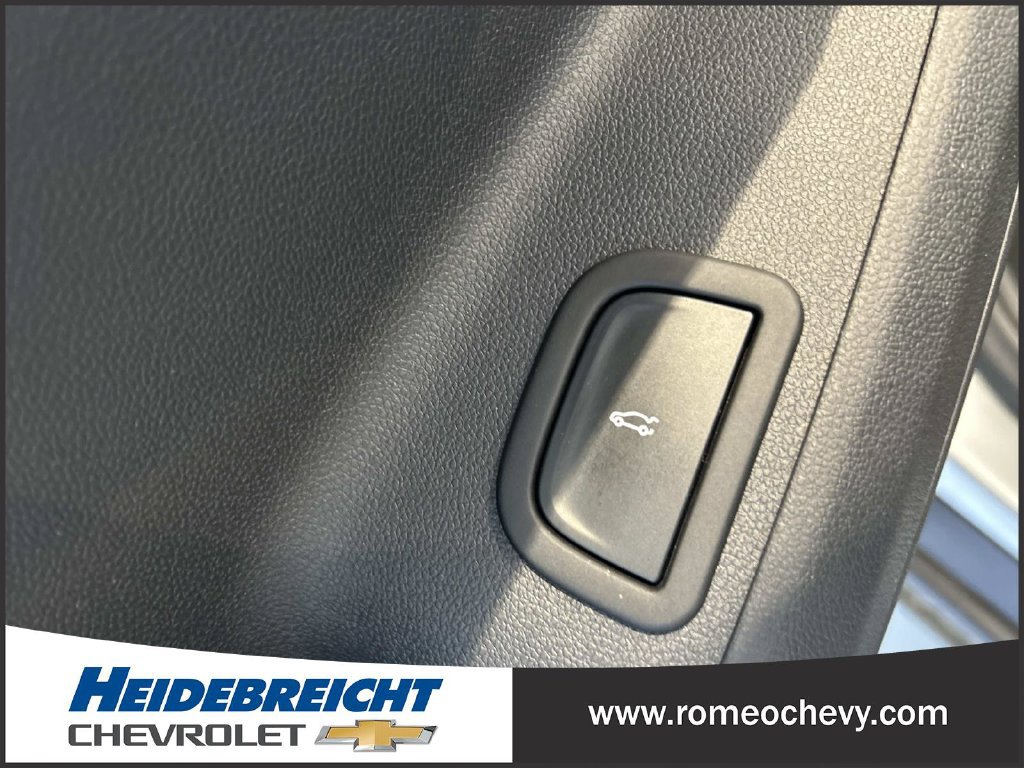 Certified 2024 Chevrolet Traverse Z71 w/ LPO, Floor Liner Package AWD/4WD image 31