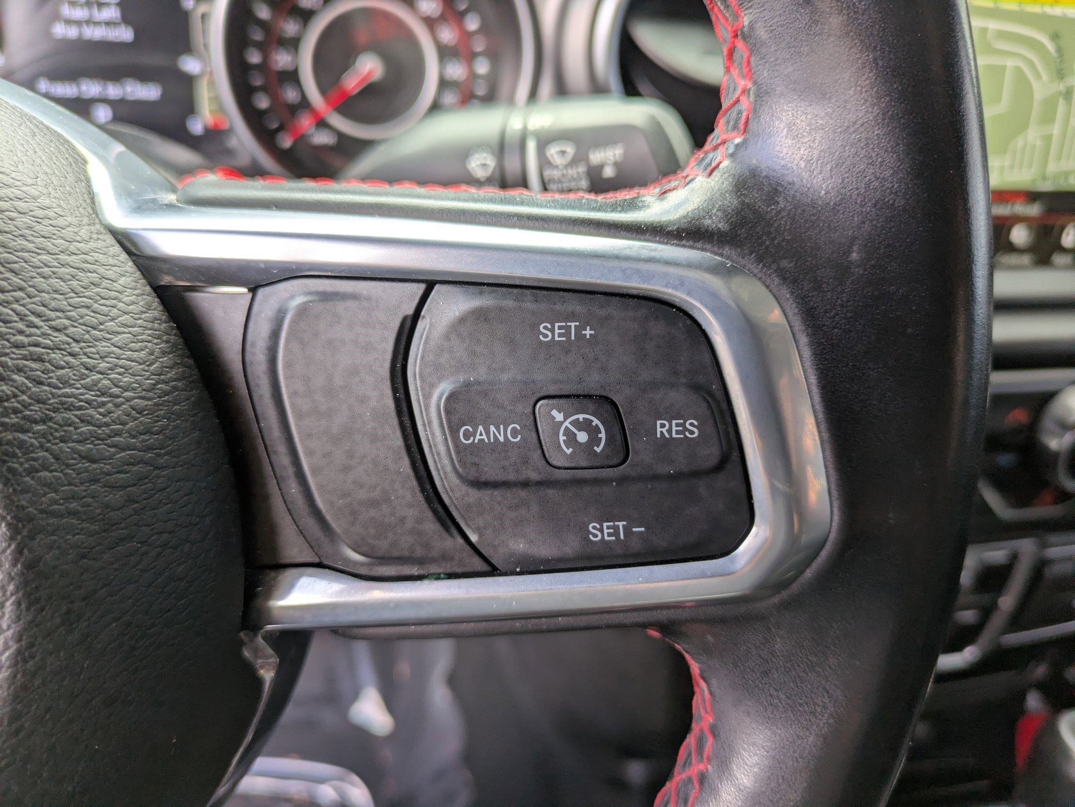 Used 2022 Jeep Gladiator Rubicon w/ LED Lighting Group AWD/4WD image 18
