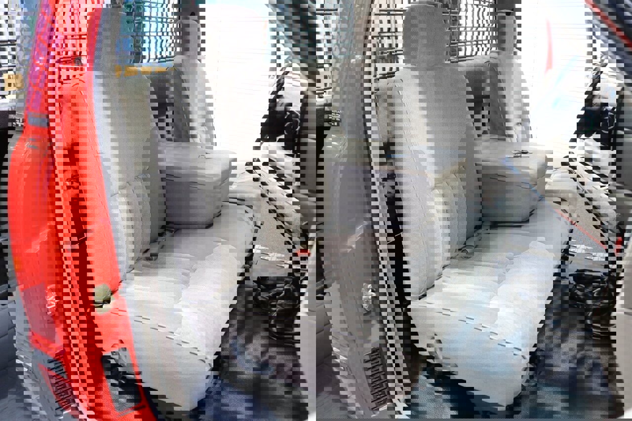 Used 1995 Dodge Ram 3500 Truck 4x4 Regular Cab image 17