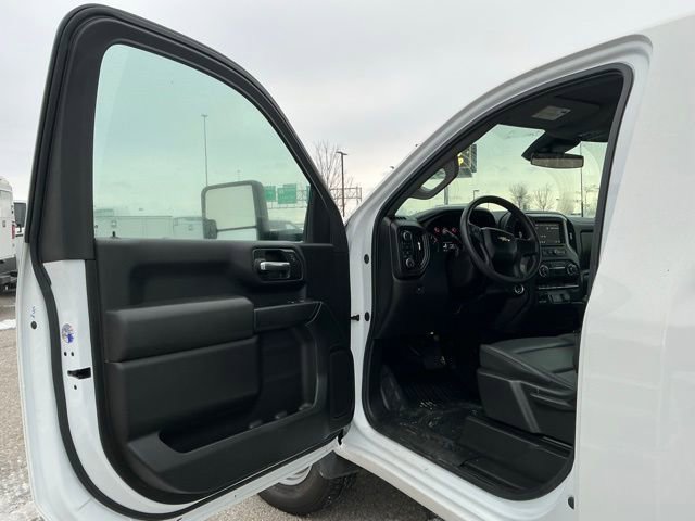 Used 2024 Chevrolet Silverado 3500 W/T image 16