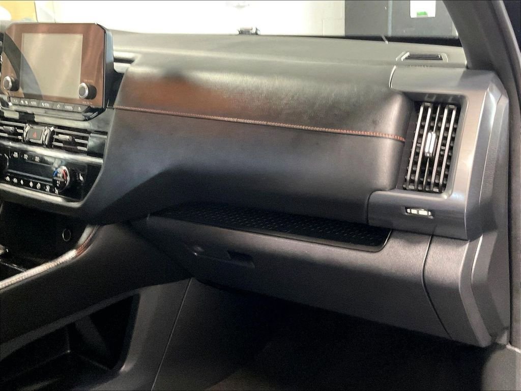 Used 2023 Nissan Pathfinder Rock Creek AWD/4WD image 13