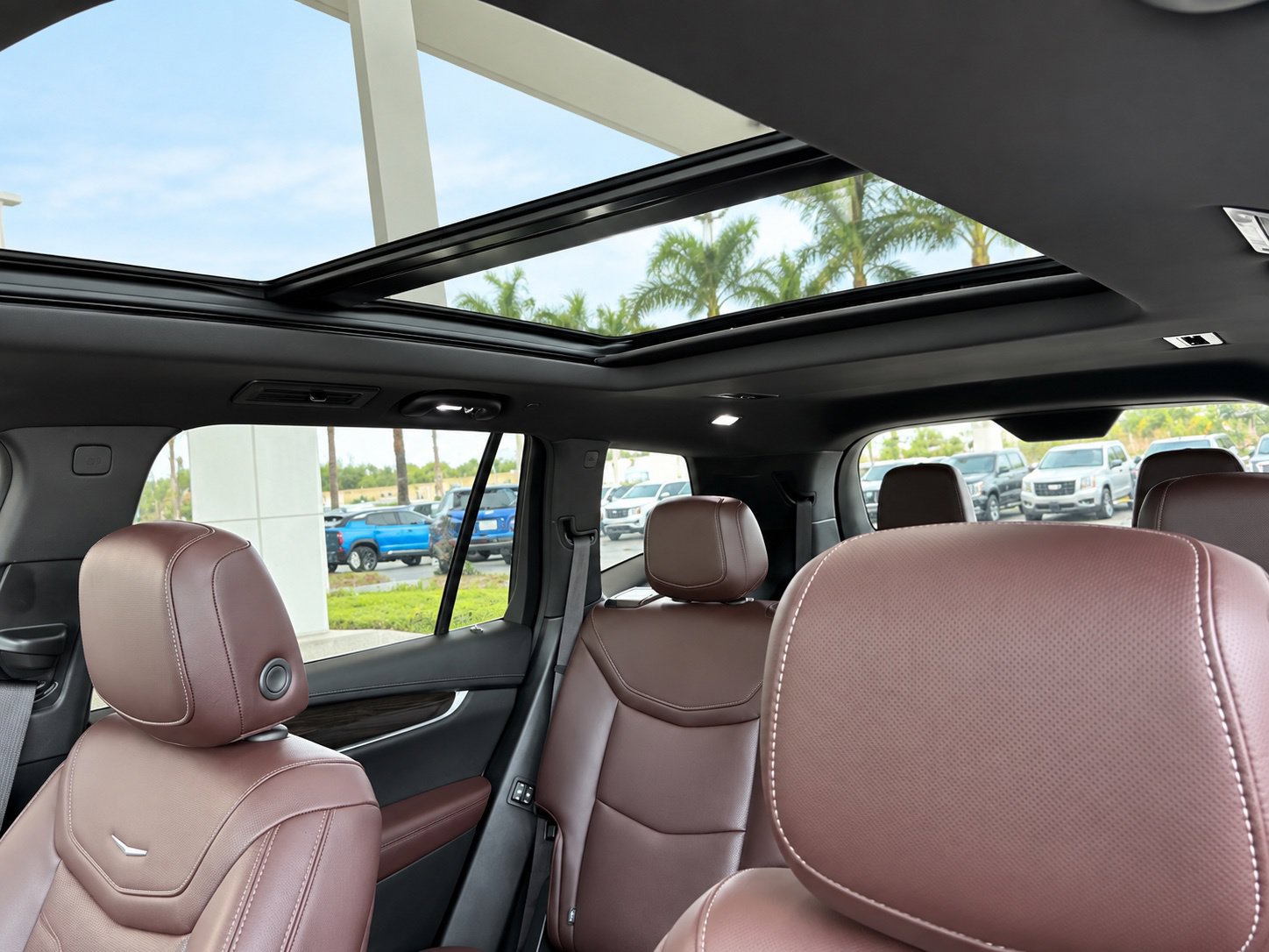 Used 2023 Cadillac XT6 Premium Luxury FWD image 14