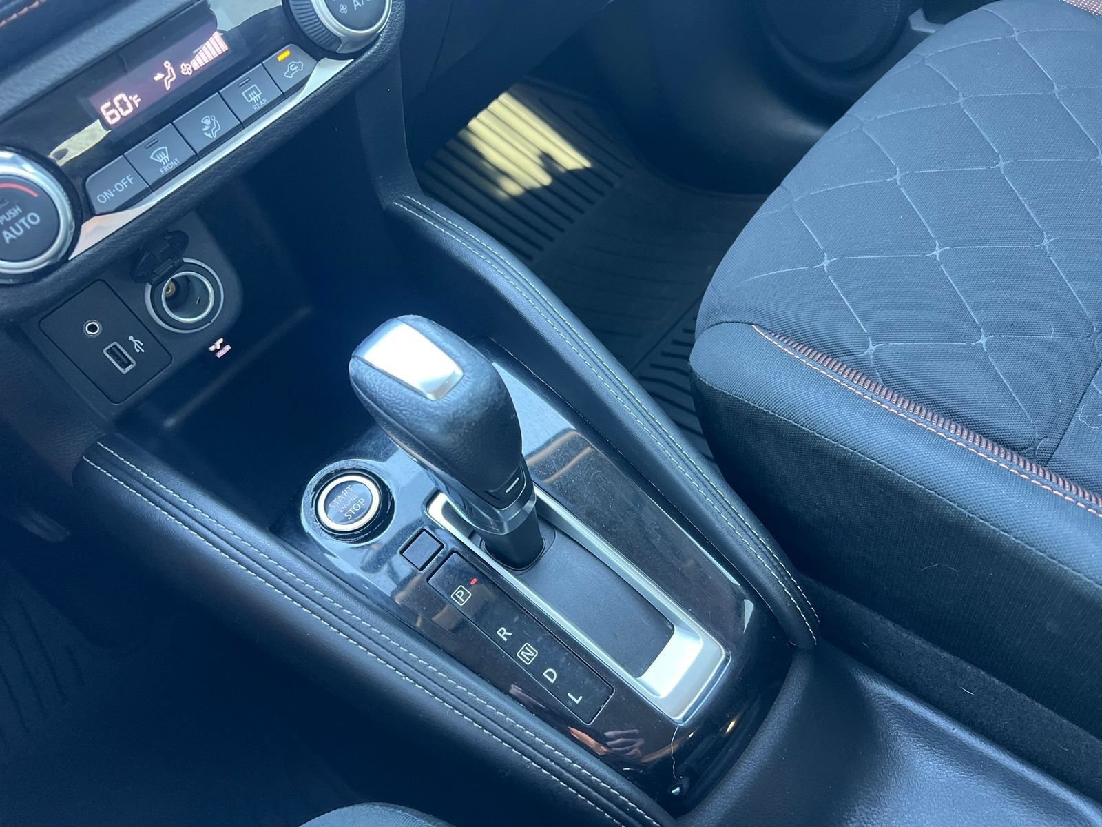 Used 2019 Nissan Kicks SR w/ Interior Electronics Package FWD image 11