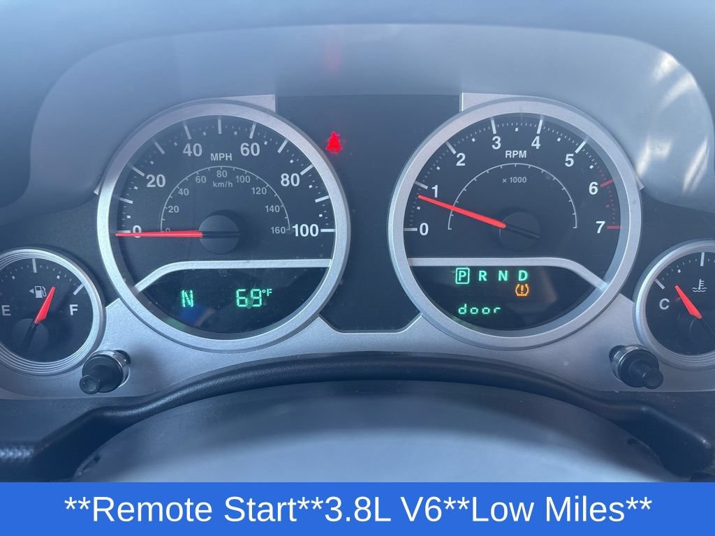 Used 2008 Jeep Wrangler Unlimited Sahara AWD/4WD image 7