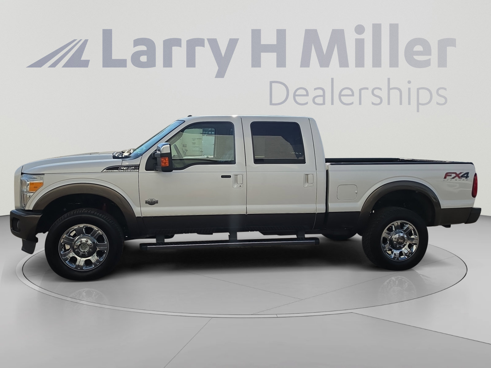 Used 2016 Ford F350 King Ranch w/ FX4 Off-Road Package AWD/4WD image 2