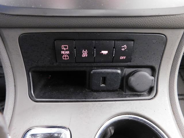 Used 2015 GMC Acadia SLE image 29