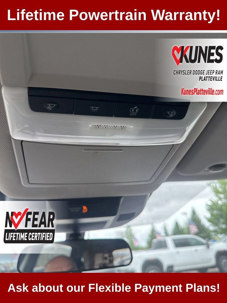 Used 2023 Nissan Rogue S AWD/4WD image 22