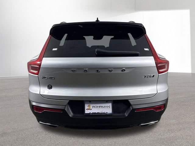 Used 2019 Volvo XC40 T5 R-Design image 32