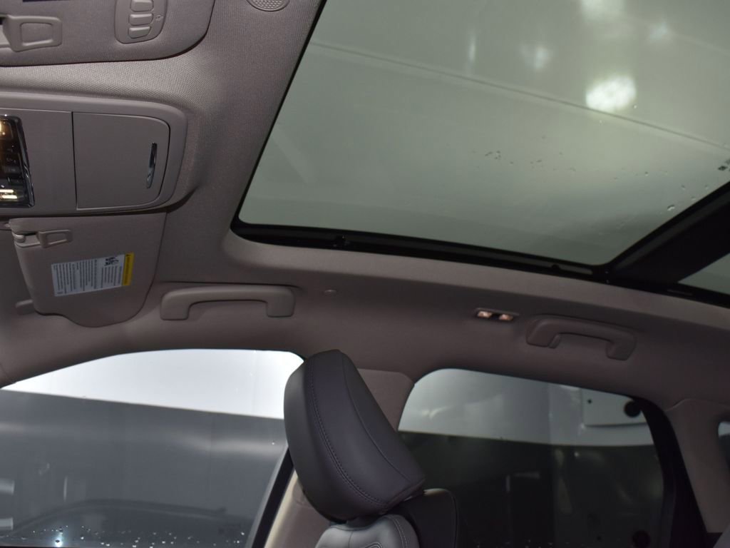 New 2025 Lincoln Corsair Grand Touring w/ Equipment Group 301A image 17