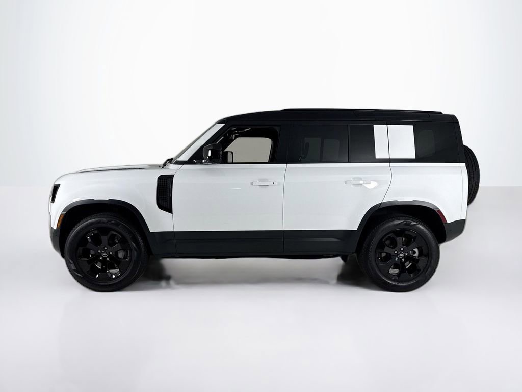 Used 2025 Land Rover Defender 110 S image 2