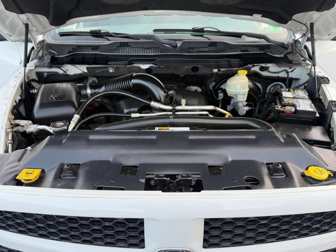 Used 2015 RAM 1500 Express AWD/4WD image 4