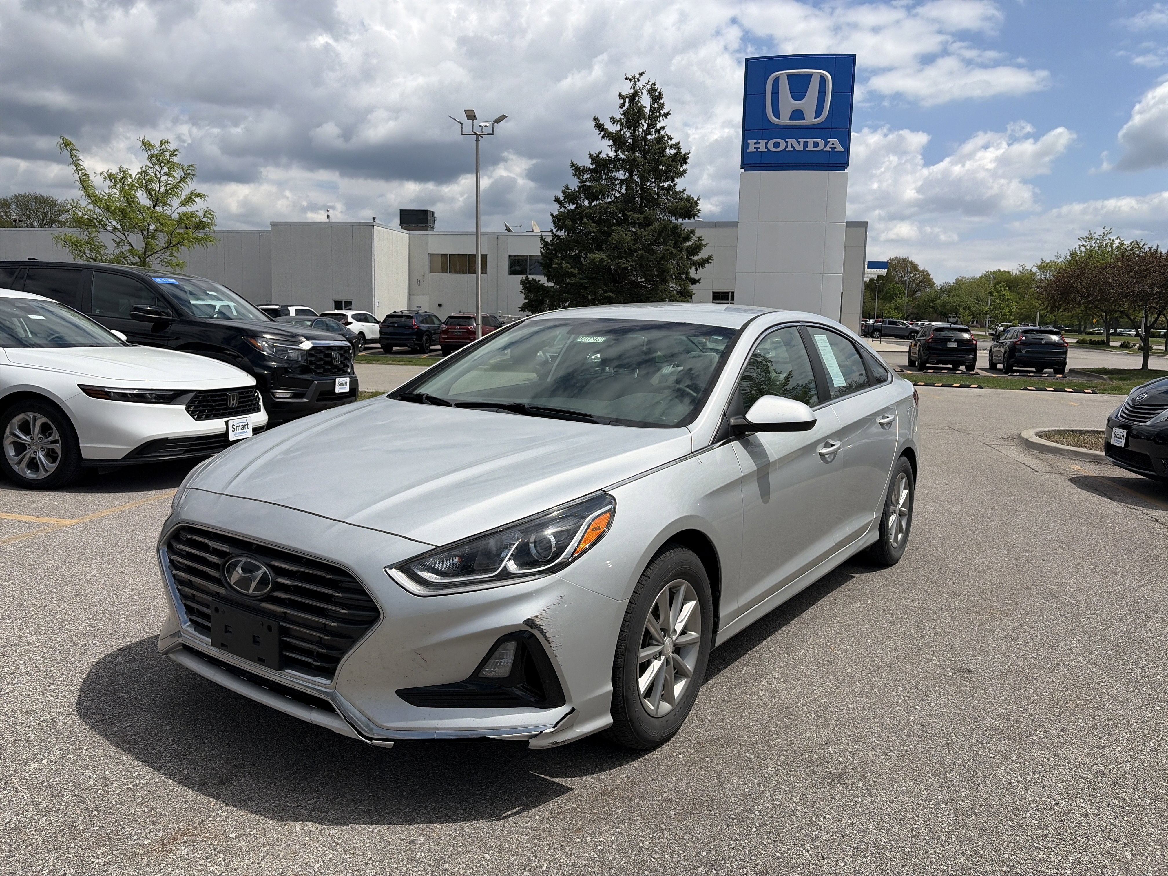Used 2018 Hyundai Sonata SE FWD image 1