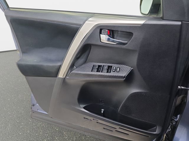 Used 2014 Toyota RAV4 XLE FWD image 27