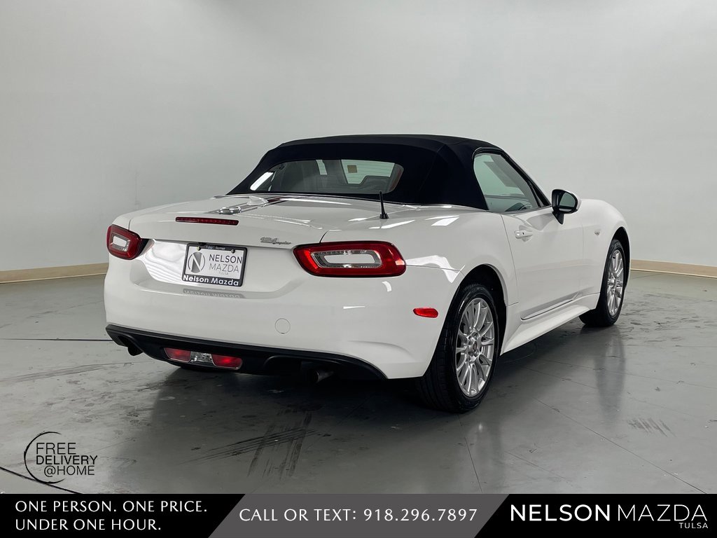 Used 2020 FIAT 124 Spider Classica w/ Technology Group image 6