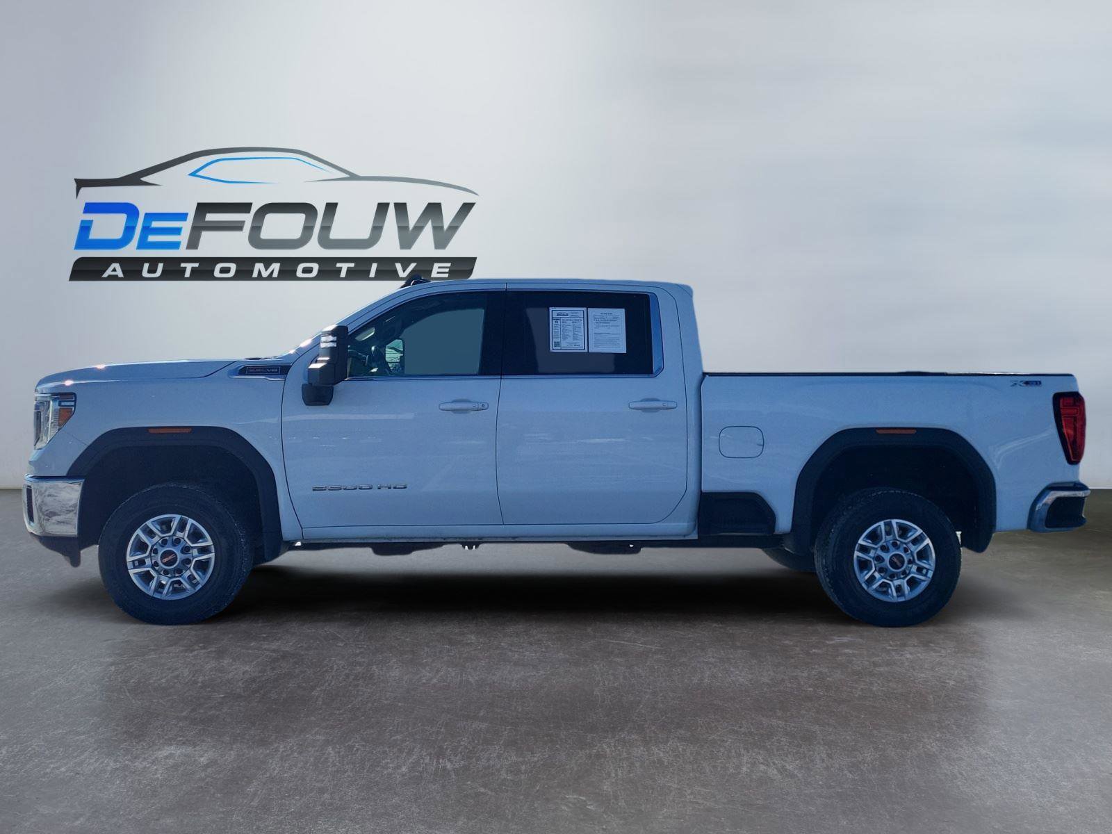 Used 2021 GMC Sierra 2500 SLE w/ SLE Value Package; image 6