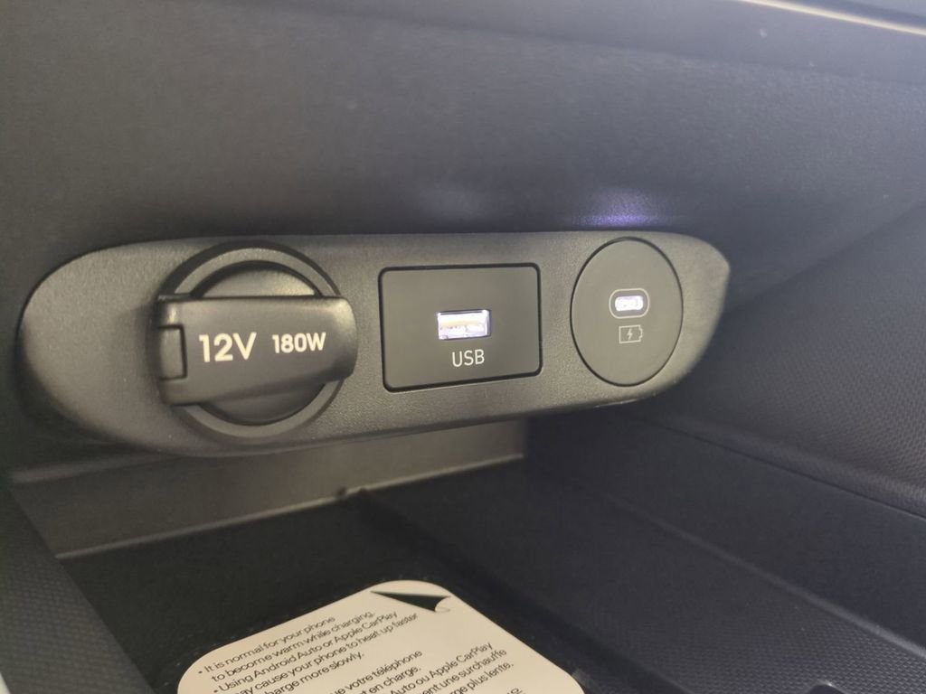 New 2026 Hyundai Elantra Limited image 26