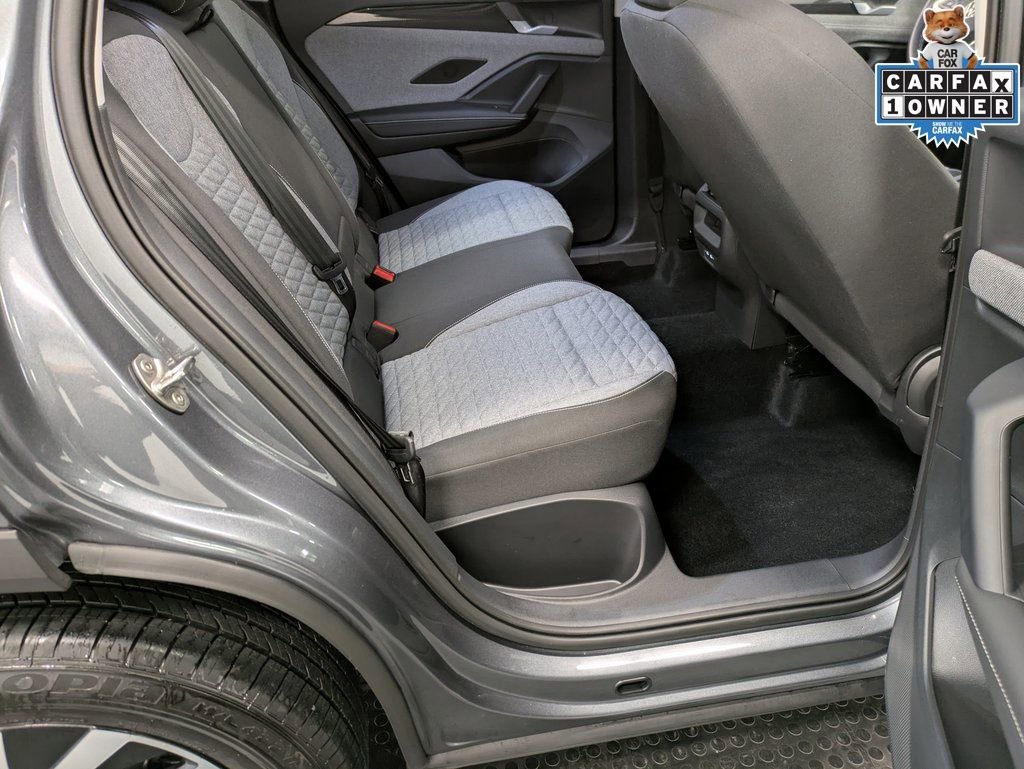 Used 2025 Volkswagen Tiguan S image 28