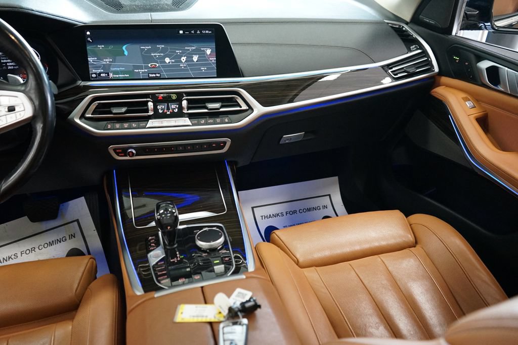 Used 2019 BMW X7 xDrive50i w/ Premium Package AWD/4WD image 14