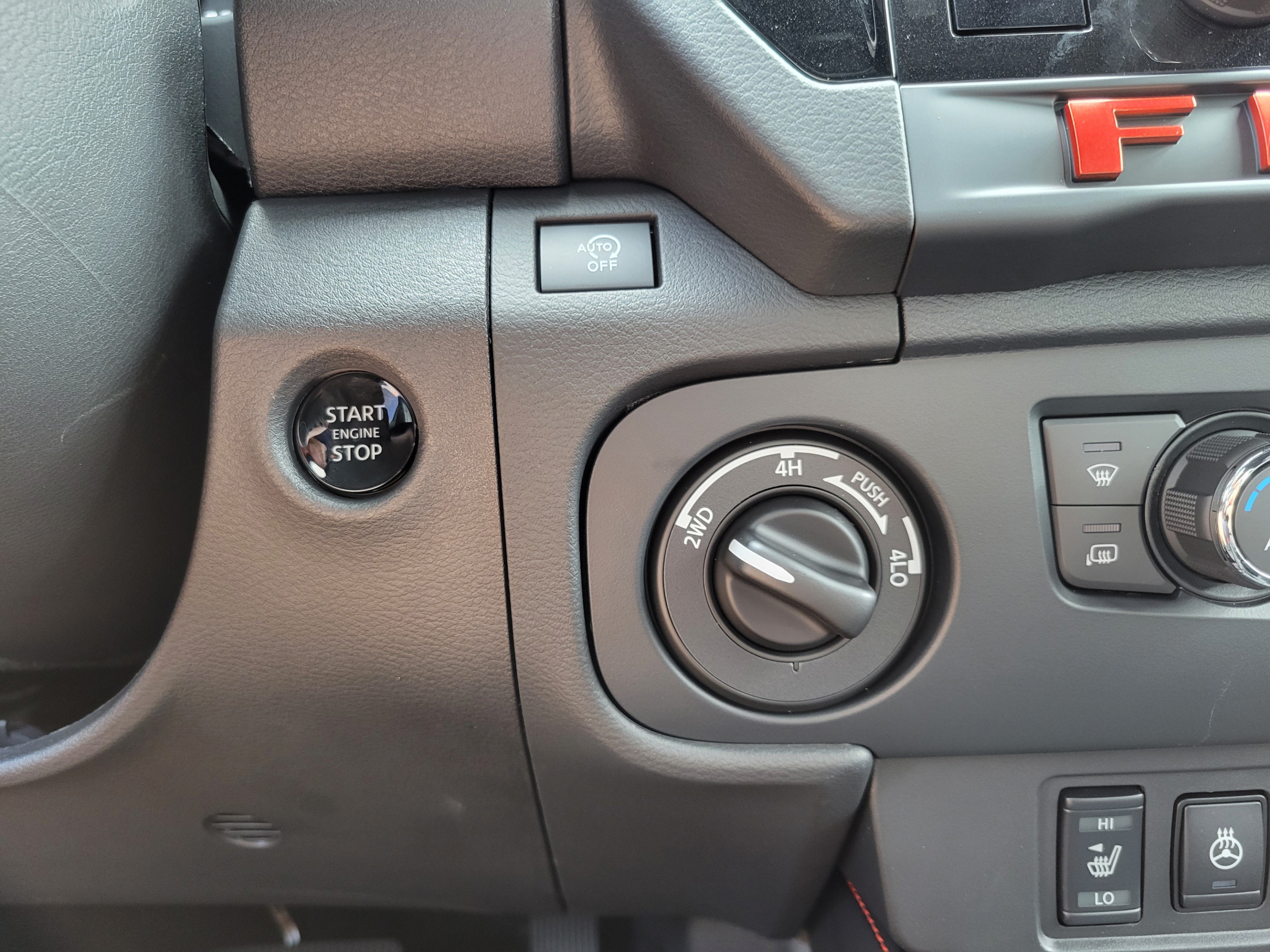 New 2027 Nissan Frontier PRO-4X w/ Pro Convenience Package AWD/4WD image 28