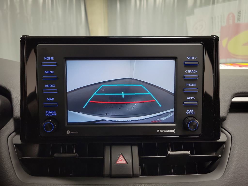 Used 2022 Toyota RAV4 LE AWD/4WD image 19