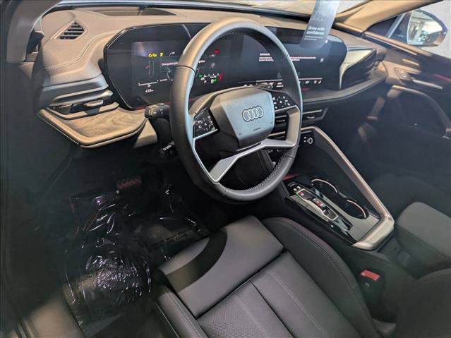 New 2025 Audi Q5 Premium Plus w/ Premium Plus AWD/4WD image 3
