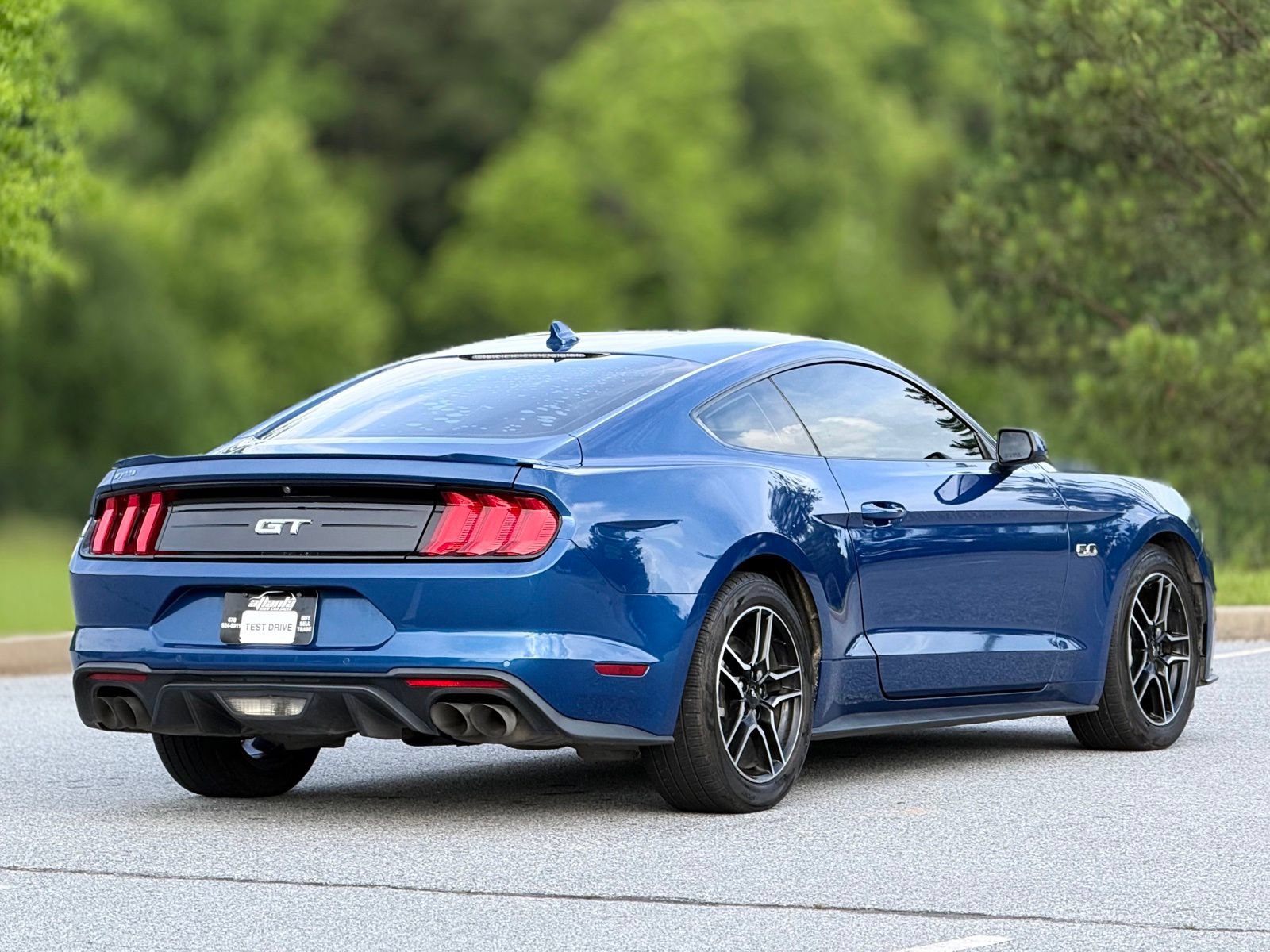 Used 2022 Ford Mustang GT RWD image 11