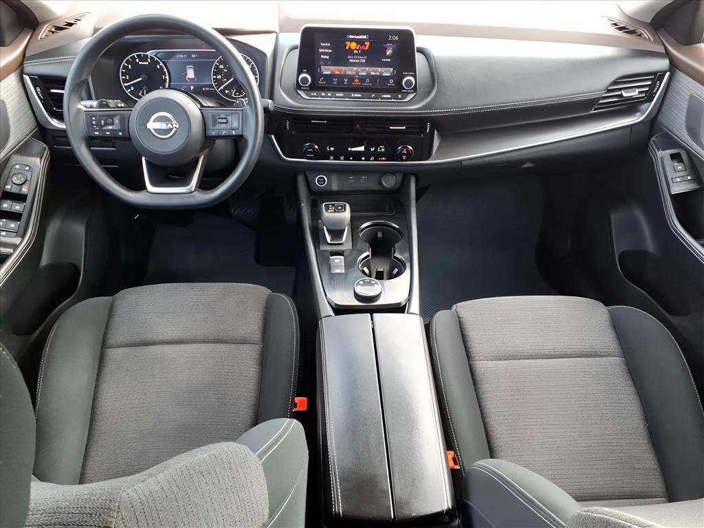 Used 2023 Nissan Rogue SV image 19