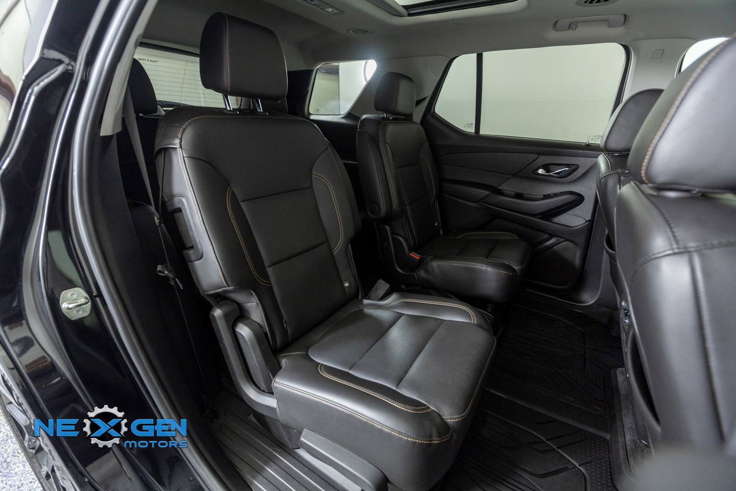 Used 2020 Chevrolet Traverse Premier w/ Redline Edition image 36