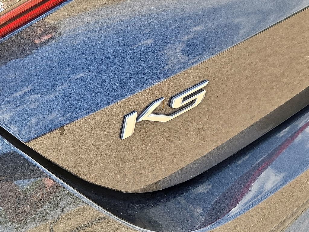 Used 2022 Kia K5 LXS FWD image 13