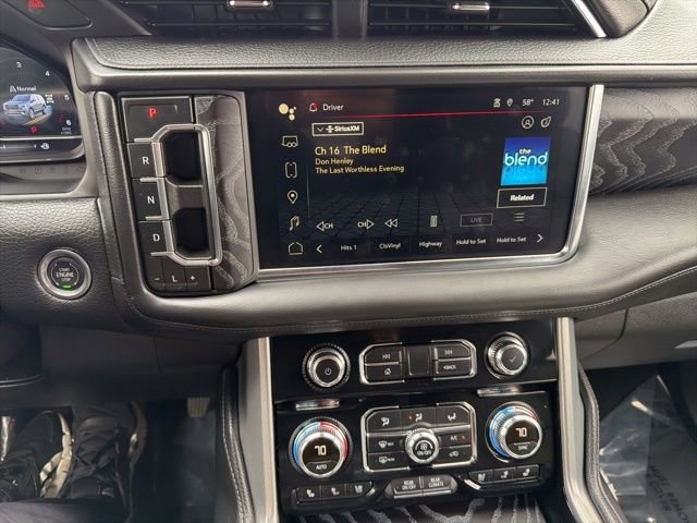 Used 2024 GMC Yukon Denali w/ LPO, Floor Liner Package AWD/4WD image 27