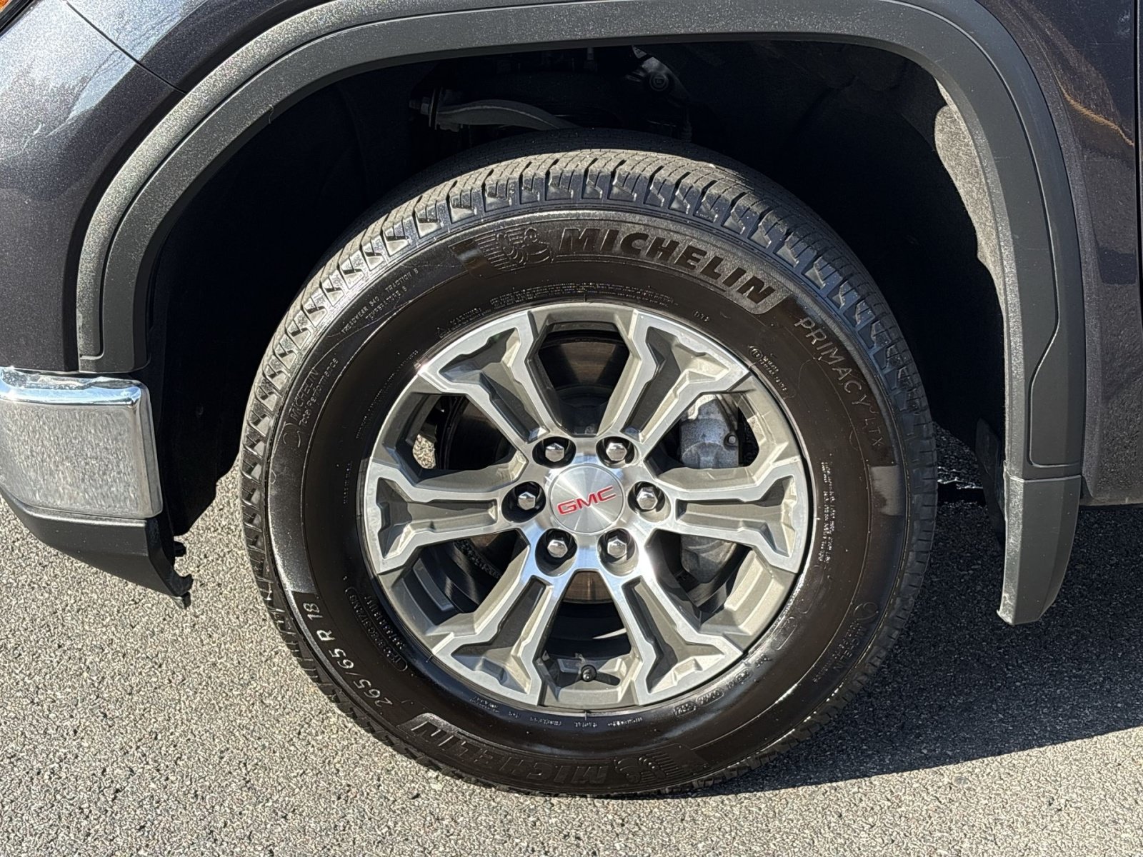 Used 2025 GMC Sierra 1500 SLT RWD image 12