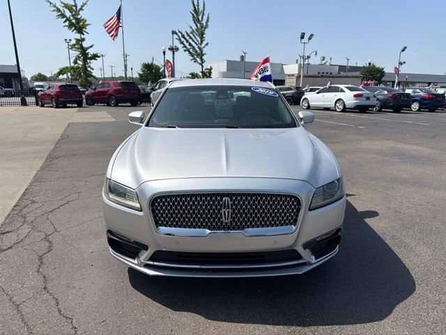 Used 2019 Lincoln Continental Premiere FWD image 2