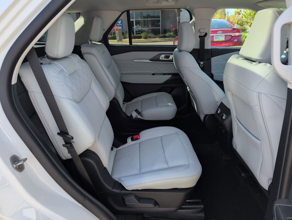 New 2026 Ford Explorer Platinum w/ LUX Leather Package image 16