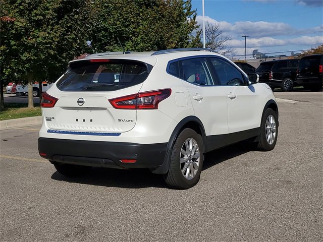 Certified 2022 Nissan Rogue Sport SV image 4