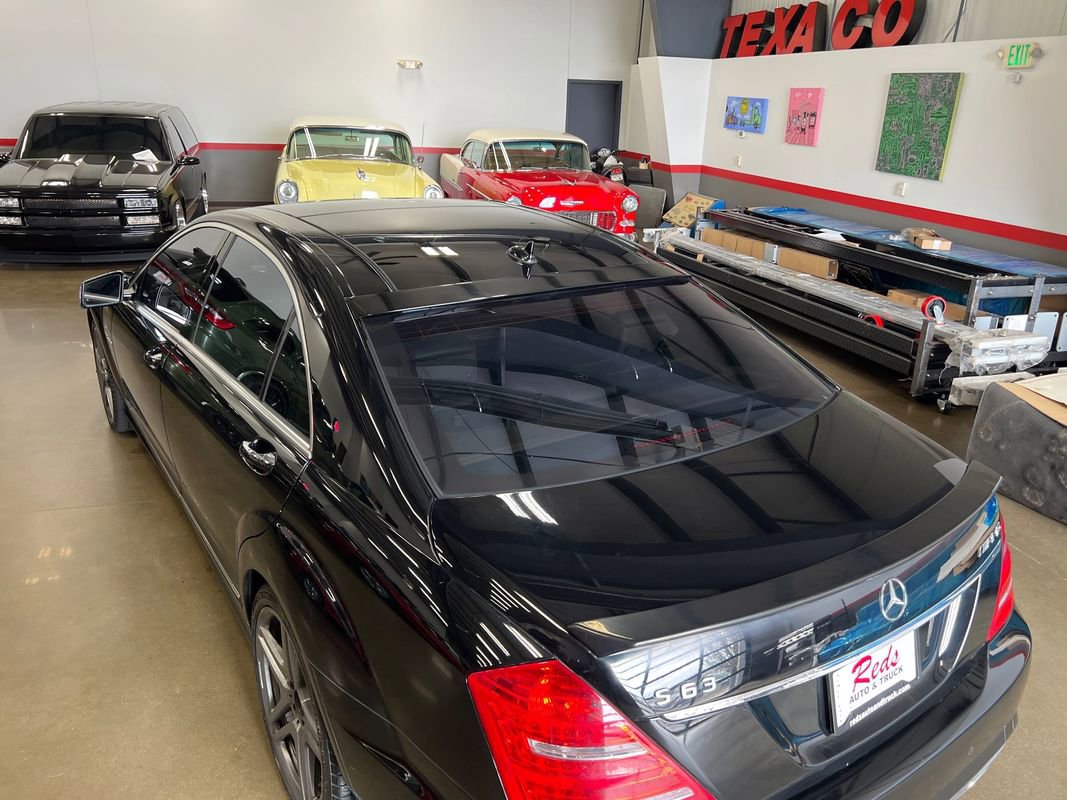 Used 2011 Mercedes-Benz S 63 AMG image 28