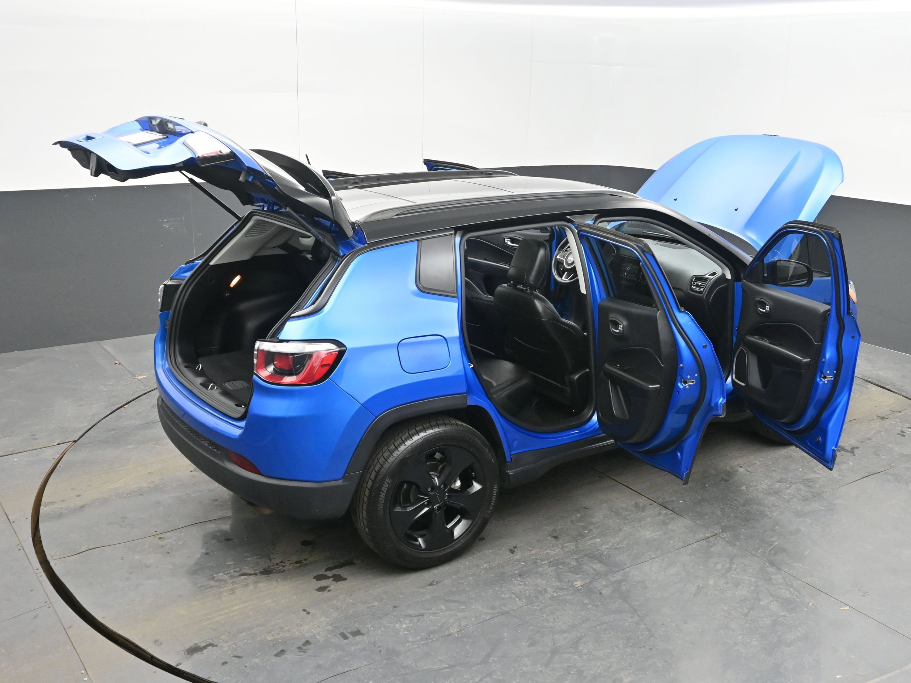 Used 2020 Jeep Compass Latitude image 45