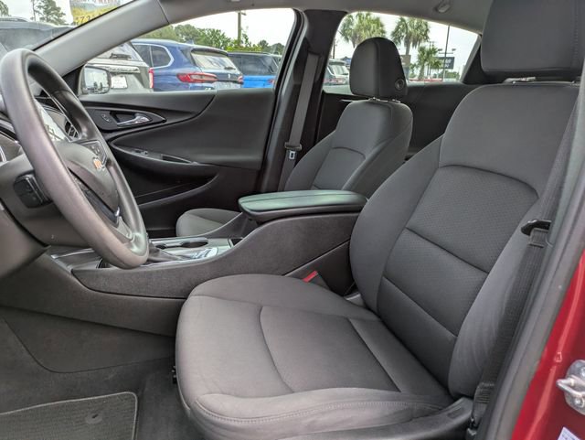 Used 2021 Chevrolet Malibu LT image 37