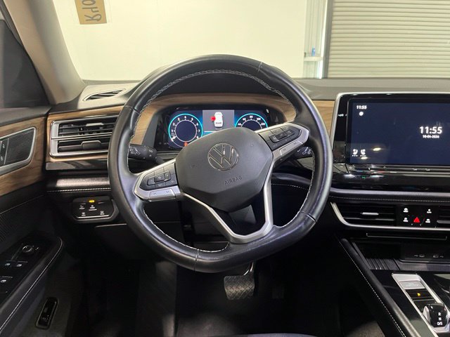 Used 2025 Volkswagen Atlas SE AWD/4WD image 22
