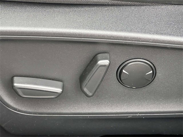 New 2025 Ford Escape ST-Line w/ Cold Weather Package image 17