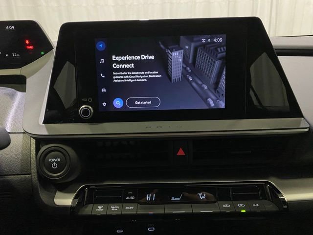 Used 2023 Toyota Prius LE image 17