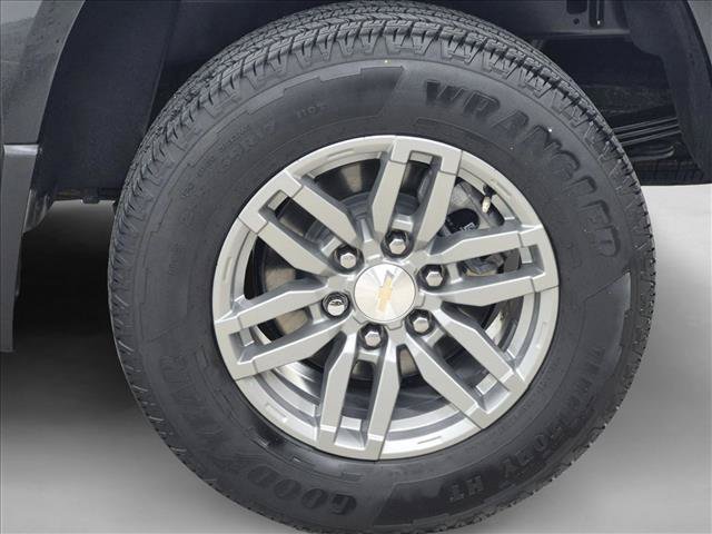 Used 2024 Chevrolet Colorado LT w/ LT Convenience Package RWD image 23