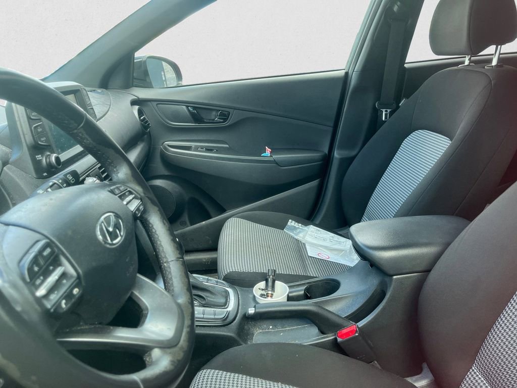 Used 2021 Hyundai Kona Night w/ Winter Weather Package image 5