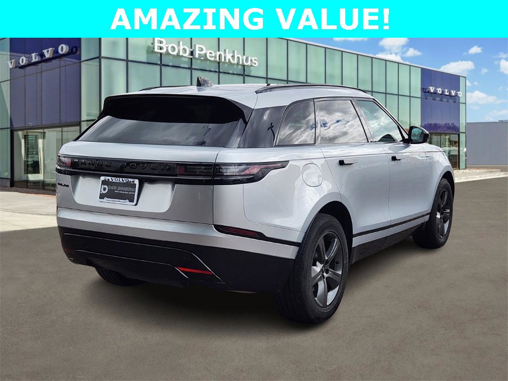 Used 2025 Land Rover Range Rover Velar Dynamic SE image 3