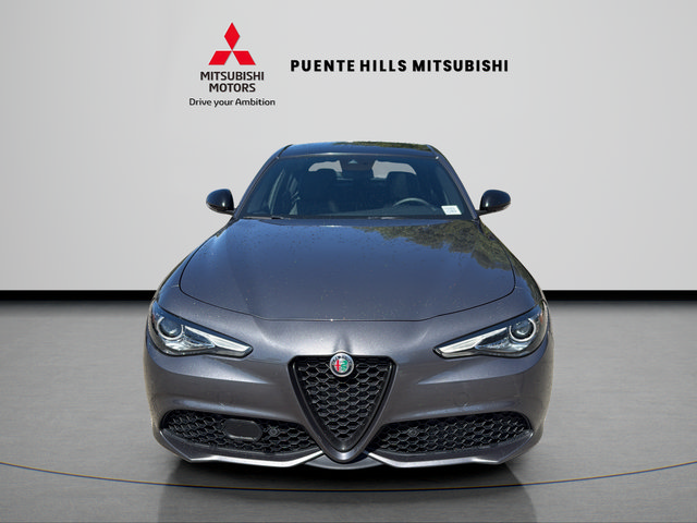 Used 2023 Alfa Romeo Giulia Veloce RWD image 2