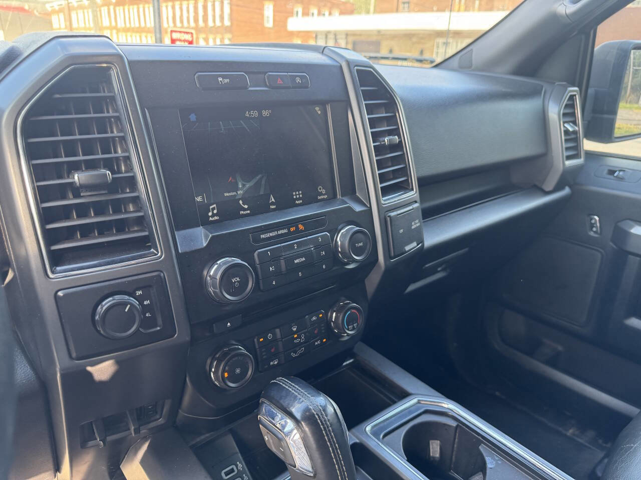 Used 2018 Ford F150 XLT w/ Equipment Group 302A Luxury AWD/4WD image 15