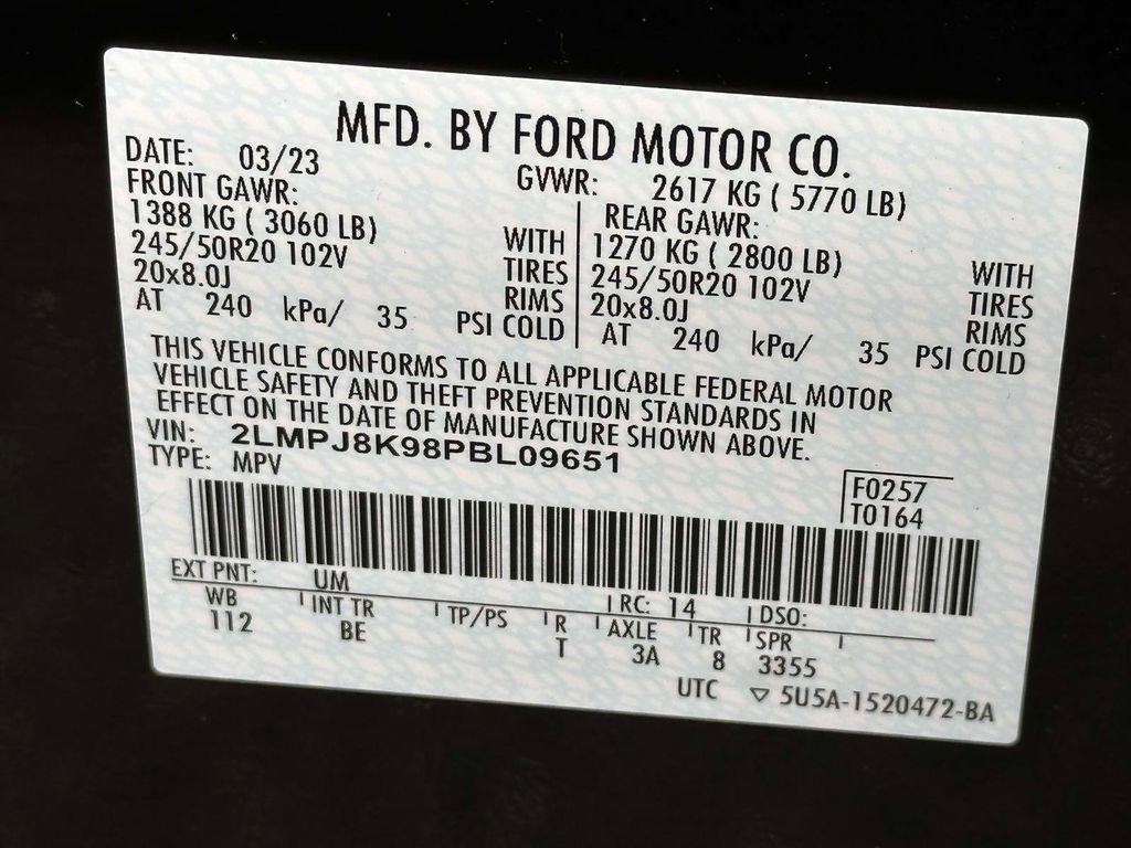 Used 2023 Lincoln Nautilus Reserve w/ Luxury Package image 30