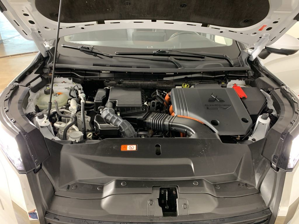 Used 2024 Mitsubishi Outlander Ralliart image 42